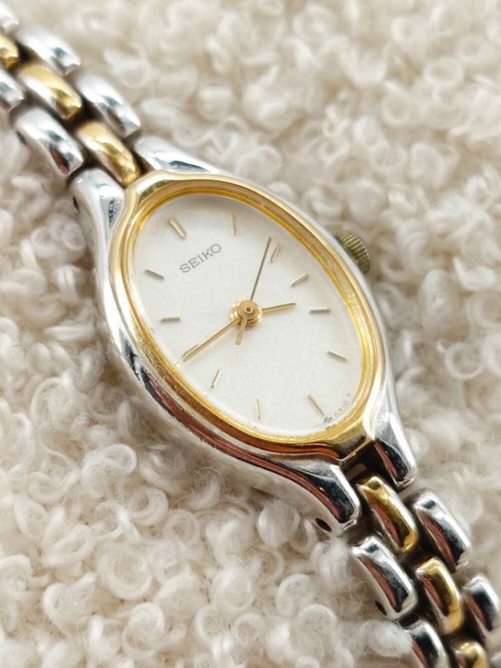 Seiko Quartz Ladies Bracelet Watch 1F21-5A00 15mm Two Tone JDM Vintage Working